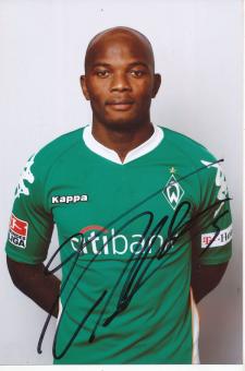 Pierre Wome  SV Werder Bremen Fußball Foto original signiert 