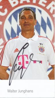 Walter Junghans   2011/2012  FC Bayern München Fußball Autogrammkarte original signiert 