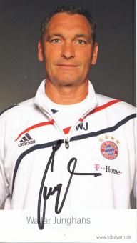 Walter Junghans   2019/2010  FC Bayern München Fußball Autogrammkarte original signiert 