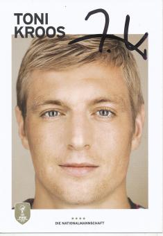 Toni Kroos  DFB Weltmeister WM 2014  Fußball  Autogrammkarte original signiert 