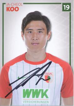 Ja Cheol Koo  2017/2018  FC Augsburg  Fußball Autogrammkarte  original signiert 