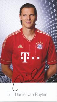 Daniel van Buyten  2011/2012  FC Bayern München Fußball Autogrammkarte Druck signiert 