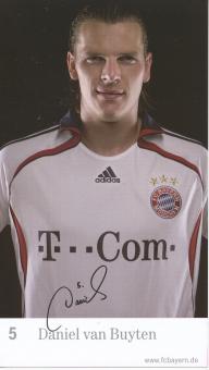 Daniel van Buyten  2006/2007  FC Bayern München Fußball Autogrammkarte Druck signiert 