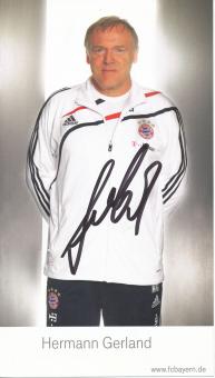 Hermann Gerland  2009/2010  FC Bayern München Fußball Autogrammkarte original signiert 