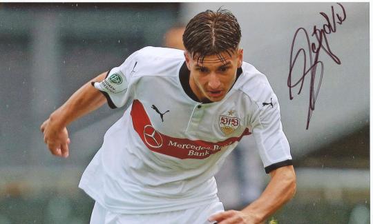 Leon Dajaku  VFB Stuttgart  Fußball Autogramm  Foto original signiert 