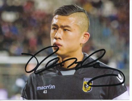 Zhang Yuning  Vitesse Arnheim  Fußball Autogramm Foto original signiert 