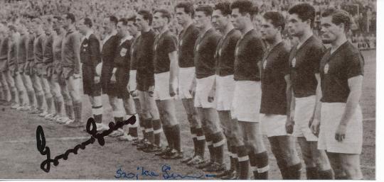 Ferenc Szojka † 2011 & Gyula Grosics † 2014  Ungarn WM 1954  Mannschaftsfoto original signiert 