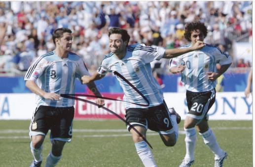 Mauro Zarate  Argentinien  Fußball Autogramm Foto original signiert 