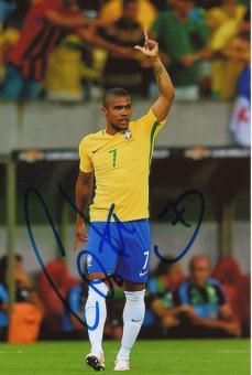 Douglas Costa   Brasilien   Fußball Autogramm Foto original signiert 