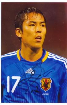 Makoto Hasebe  Japan  Fußball Autogramm  Foto original signiert 