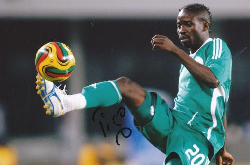 Okonkwo  Nigeria  Fußball Autogramm  Foto original signiert 