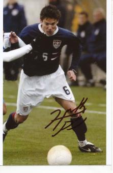 Heath Pearce  USA  Fußball Autogramm  Foto original signiert 