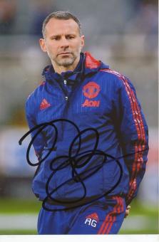Ryan Giggs  Manchester United  Fußball Autogramm Foto original signiert 