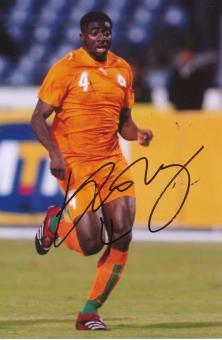 Kolo Toure  Elfenbeinküste  Fußball Autogramm Foto original signiert 