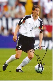 Arne Friedrich  DFB   Fußball Autogramm Foto original signiert 