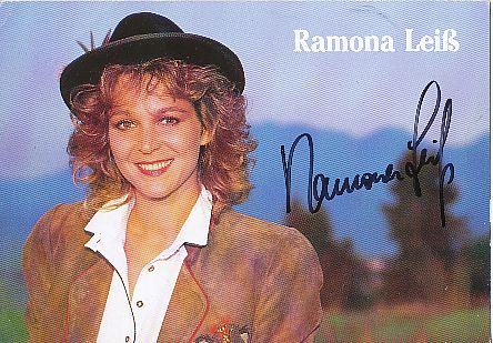 Ramona Leiß  Musik  beschädigte Autogrammkarte original signiert 