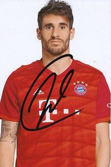 Javi Martinez  FC Bayern München  Fußball Autogramm Foto original signiert 