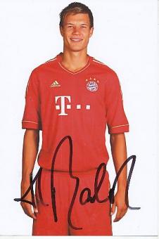 Holger Badstuber  FC Bayern München  Fußball Autogramm Foto original signiert 