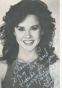 Linda Blair  Film + TV Autogrammkarte original signiert 
