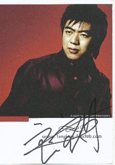 Lang Lang  Pianist  Klassik Musik Autogrammkarte original signiert 