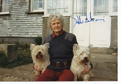 Daphne du Maurier † 1989  GB  Schriftstellerin Literatur  Autogramm Foto  original signiert 