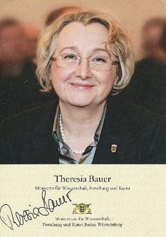 Theresia Bauer  Politik Autogrammkarte  original signiert 