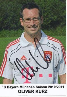 Oliver Kurz  2010/2011  FC Bayern München  Frauen  Fußball Autogrammkarte  original signiert 