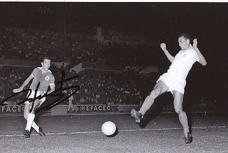 José Augusto   Benfica Lissabon + Portugal  WM 1966  Fußball Autogramm Foto original signiert 