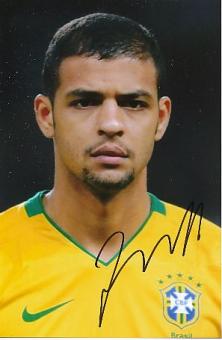 Felipe Melo   Brasilien WM 2010  Fußball Autogramm Foto original signiert 