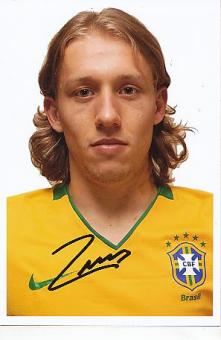 Lucas Leiva   Brasilien   Fußball Autogramm Foto original signiert 