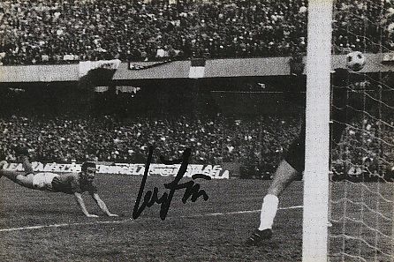 Luigi „Gigi“ Riva Italien Europameister EM 1968  Fußball  Autogramm Foto  original signiert 