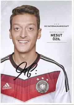 Mesut Özil  DFB   WM 2014  Fußball Autogrammkarte original signiert 