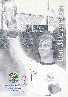 Bernd Hölzenbein  DFB Weltmeister WM 1974  Fußball Autogrammkarte original signiert 