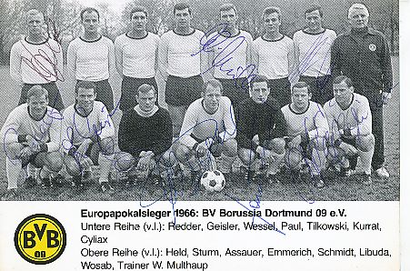 Borussia Dortmund  Mannschaftskarte 1966  Heldt,Schmidt,Wosab,Redder,Geisler,Wessel,Paul,Tilkowski,Kurrat,Cyliax   Fußball  Autogrammkarte  original signiert 