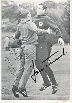 Uwe Seeler † 2022  &  Hans Tilkowski † 2020  DFB   Rimet Cup  Bergmann Fußball 10 x 15 cm Autogrammkarte original signiert 