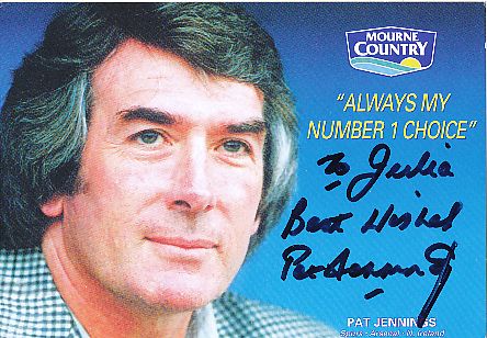 Pat Jennings   Nordirland  Fußball Autogrammkarte original signiert 