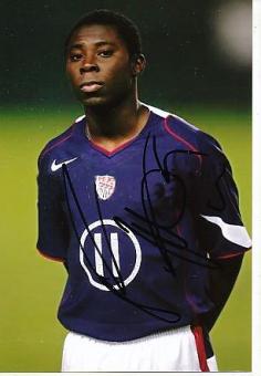 Freddy Adu   USA  Fußball Autogramm Foto original signiert 