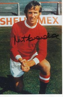 Pat Crerand   Manchester United   Fußball Autogramm Foto original signiert 