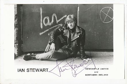 Ian Stewart  Newcastle United   Fußball Autogramm Foto original signiert 