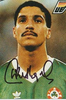 Chris Hughton  Irland EM 1988    Fußball Autogramm Foto original signiert 