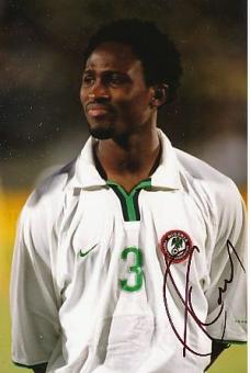 Celestine Babayaro   Nigeria  WM 2002  Fußball Autogramm Foto original signiert 