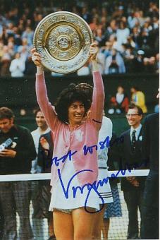 Virginia Wade  Großbritanien   Tennis Autogramm Foto original signiert 