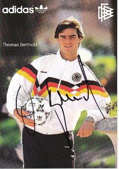Thomas Berthold     DFB  WM 1990  Fußball Autogrammkarte original signiert 