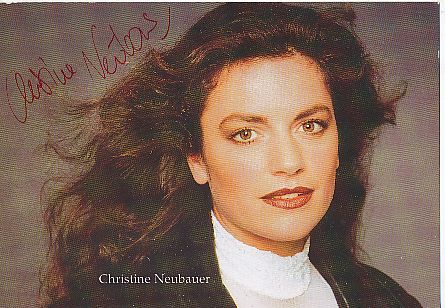 Christine Neubauer   Film &  TV  Autogrammkarte  original signiert 