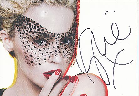 Kylie Minogue  Musik  Autogrammkarte original signiert 