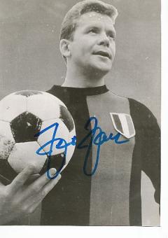 Helmut Haller † 2012 FC Bologna  Fußball Autogramm Foto original signiert 