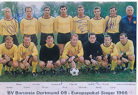 Borussia Dortmund  Mannschaftsfoto 1966  Heldt,Schmidt,Wosab,Geisler,Paul,Tilkowski,Kurrat,Cyliax   Fußball  Autogrammkarte  original signiert 