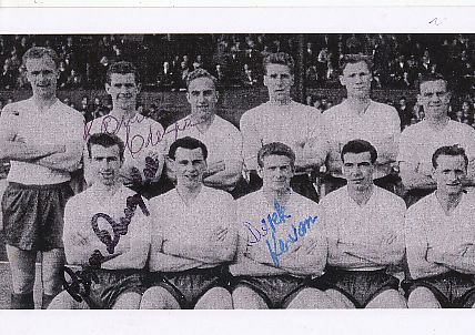 Derek Kevan † 2013  & Bryan Douglas   & Ronnie Clayton † 2010 England WM 1958  Fußball Autogramm Foto original signiert 