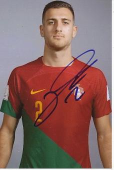 Diogo Dalot  Portugal  Fußball  Autogramm Foto  original signiert 