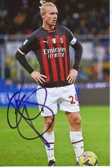 Simon Kjaer  AC Mailand  Fußball  Autogramm Foto  original signiert 